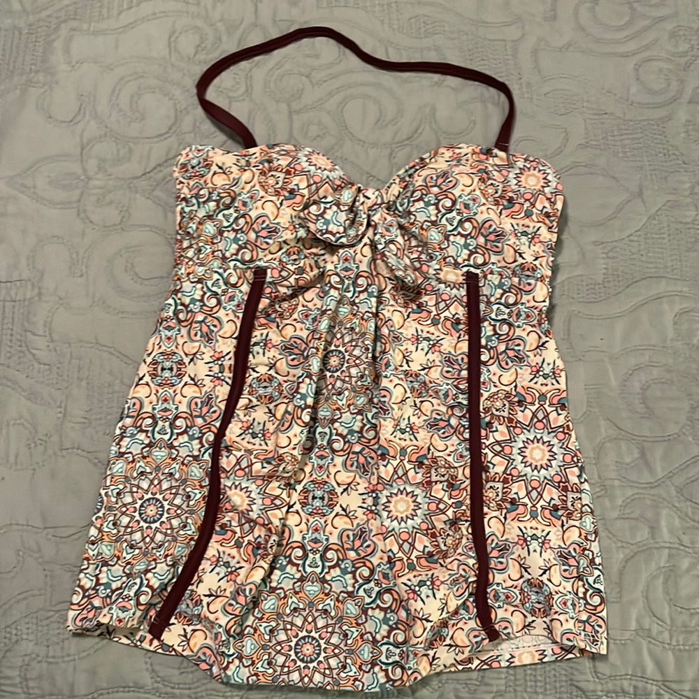 🎉HP🎉 Jessica Simpson Maternity S Burgundy/Colorful Print Tankini Swim Top